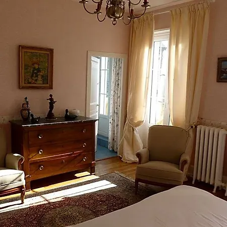 La Au Chateau 4* Pernant