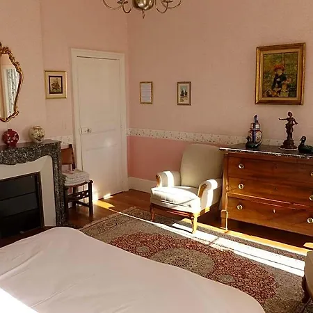 La Au Chateau Nocleg ze śniadaniem