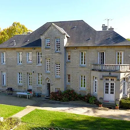 La Au Chateau Nocleg ze śniadaniem 4*