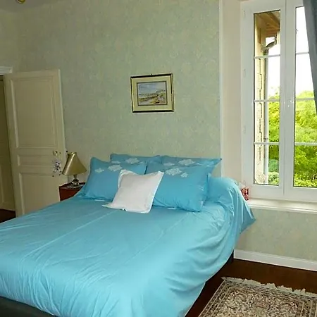 La Au Chateau 4* Pernant