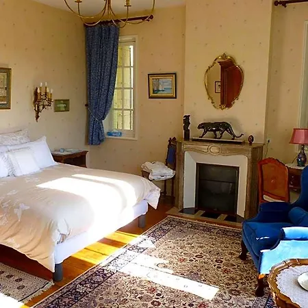 La Au Chateau Nocleg ze śniadaniem