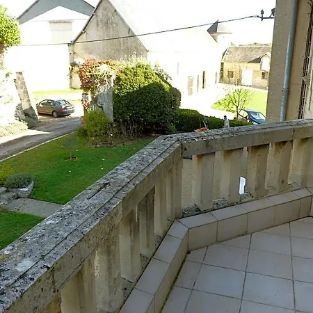 Nocleg ze śniadaniem La Au Chateau Pernant
