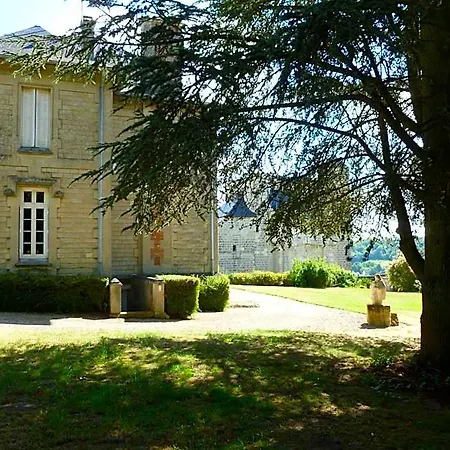 La Au Chateau Nocleg ze śniadaniem