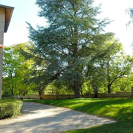 Nocleg ze śniadaniem La Au Chateau 4*