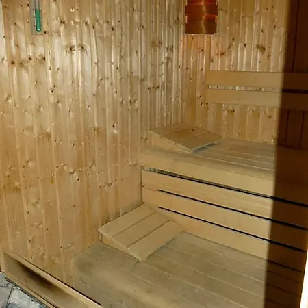 Oda ve Kahvaltı La Au Chateau 4*