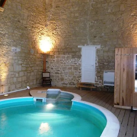 Oda ve Kahvaltı La Au Chateau