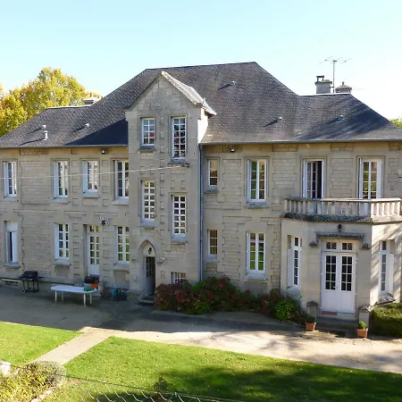 La Au Chateau Frühstückspension *