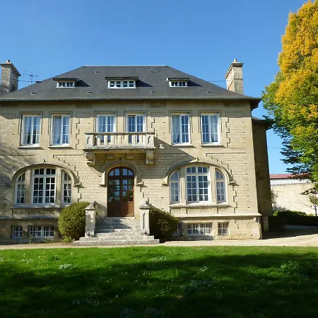 La Au Chateau Frühstückspension